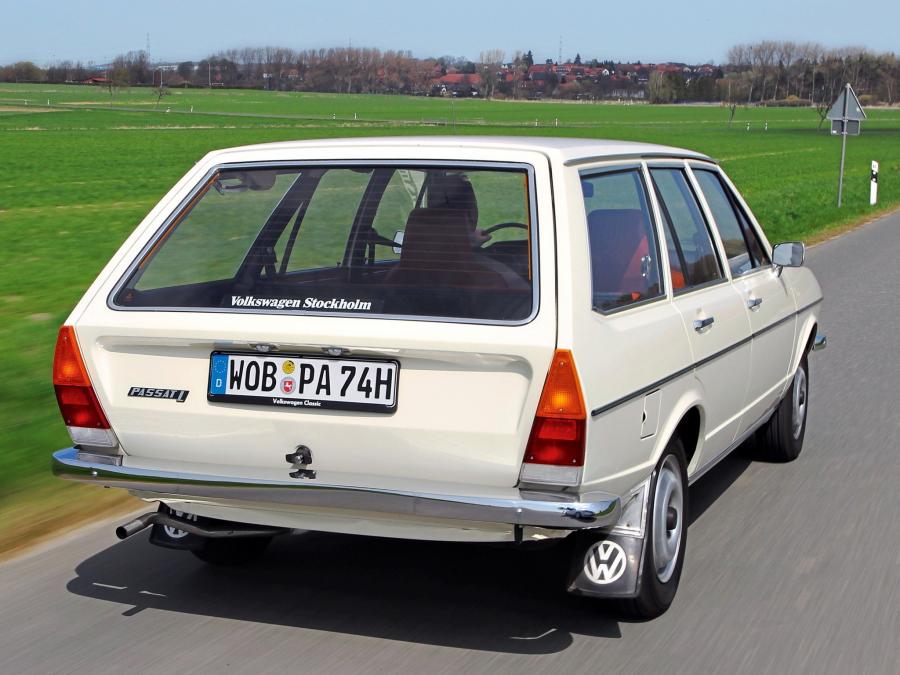  Volkswagen Passat Variant 1974 года  (фото 7 из 12)